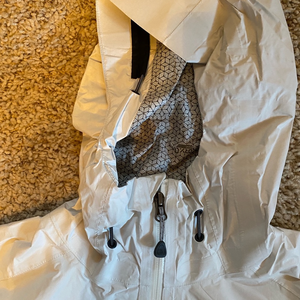 Mountain Hardware Rain Jacket Xs Euc - image 5